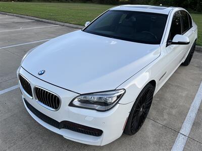 2014 BMW 750i M SPORT AERODYNAMIC PKG 22 " WHLS SOFT CLS DRS   - Photo 15 - Houston, TX 77031