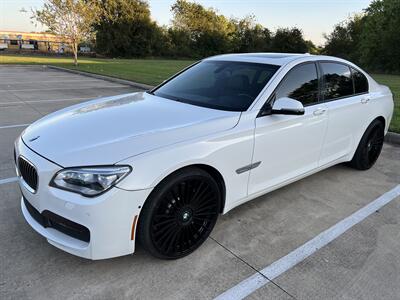 2014 BMW 750i M SPORT AERODYNAMIC PKG 22 " WHLS SOFT CLS DRS   - Photo 4 - Houston, TX 77031