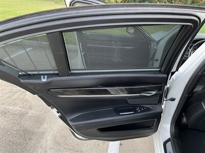 2014 BMW 750i M SPORT AERODYNAMIC PKG 22 " WHLS SOFT CLS DRS   - Photo 60 - Houston, TX 77031