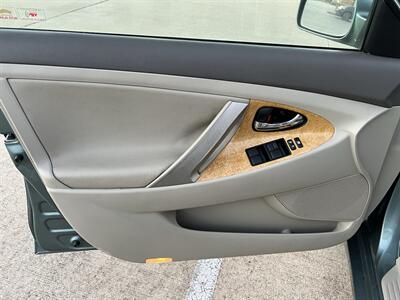 2007 Toyota Camry XLE LEATHER S/ROOF 4 CYL GAS $ SAVER ONLY 105K MLS   - Photo 48 - Houston, TX 77031