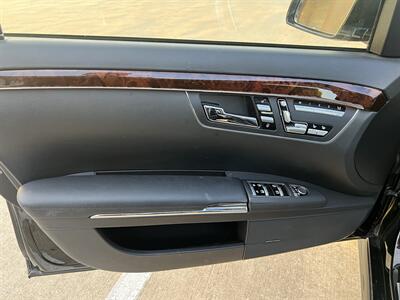 2013 Mercedes-Benz S 550 AMG PKG SPORT PKG KEYLESS GO ROOF VENT SEATS   - Photo 59 - Houston, TX 77031