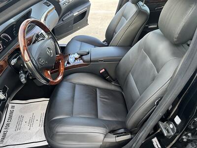 2013 Mercedes-Benz S 550 AMG PKG SPORT PKG KEYLESS GO ROOF VENT SEATS   - Photo 37 - Houston, TX 77031