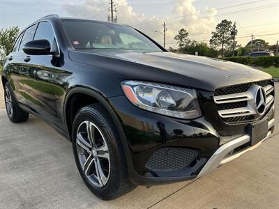 2017 Mercedes-Benz GLC GLC 300 KEYLESS START REARCAM PANO ONLY 67K MILES   - Photo 15 - Houston, TX 77031