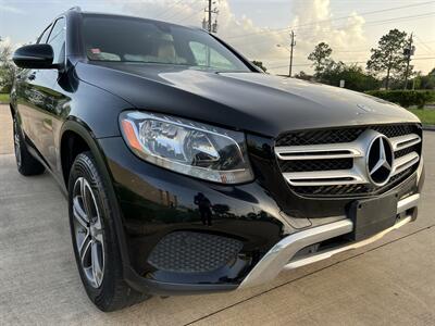 2017 Mercedes-Benz GLC GLC 300 KEYLESS START REARCAM PANO ONLY 67K MILES   - Photo 2 - Houston, TX 77031
