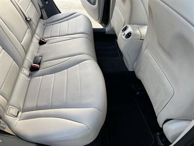 2017 Mercedes-Benz GLC GLC 300 KEYLESS START REARCAM PANO ONLY 67K MILES   - Photo 37 - Houston, TX 77031