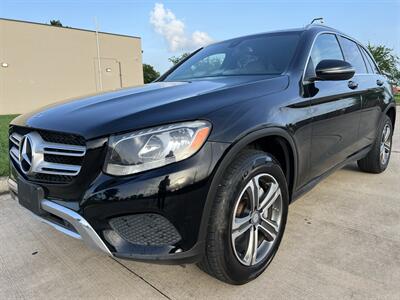 2017 Mercedes-Benz GLC GLC 300 KEYLESS START REARCAM PANO ONLY 67K MILES   - Photo 4 - Houston, TX 77031