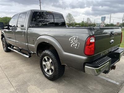 2016 Ford F-250 SUPER DUTY LARIAT 6.7 DIESEL CREW 4X4 MSRP $60715   - Photo 14 - Houston, TX 77031