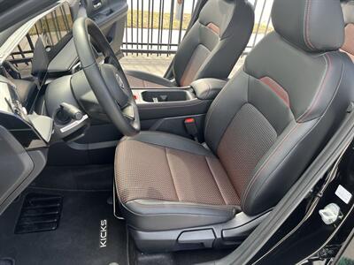 2025 Nissan Kicks SR LEATHERETTE 19 " WHLS BLIND SPORT ONLY 930 MILES   - Photo 36 - Houston, TX 77031