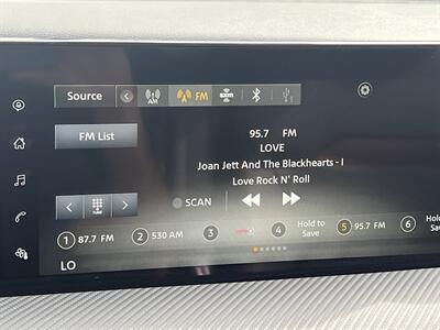 2025 Nissan Kicks SR LEATHERETTE 19 " WHLS BLIND SPORT ONLY 930 MILES   - Photo 46 - Houston, TX 77031