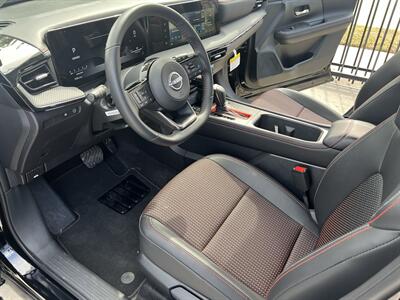 2025 Nissan Kicks SR LEATHERETTE 19 " WHLS BLIND SPORT ONLY 930 MILES   - Photo 26 - Houston, TX 77031