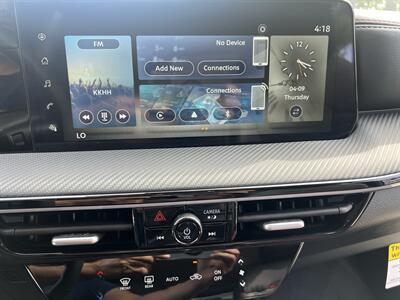 2025 Nissan Kicks SR LEATHERETTE 19 " WHLS BLIND SPORT ONLY 930 MILES   - Photo 45 - Houston, TX 77031