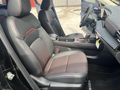 2025 Nissan Kicks SR LEATHERETTE 19 " WHLS BLIND SPORT ONLY 930 MILES   - Photo 38 - Houston, TX 77031