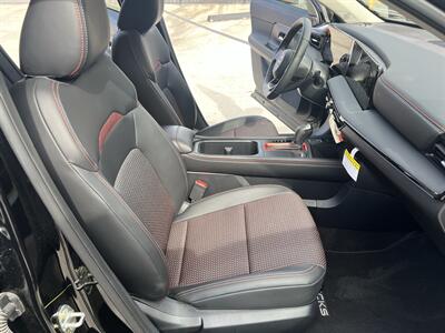 2025 Nissan Kicks SR LEATHERETTE 19 " WHLS BLIND SPORT ONLY 930 MILES   - Photo 37 - Houston, TX 77031