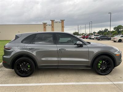 2020 Porsche Cayenne LEATHER PANO NAV HTD/COOL SEATS 20 " WHEELS REARCAM - Photo 19 - Houston, TX 77031