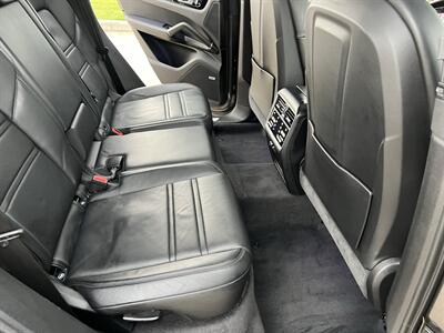 2020 Porsche Cayenne LEATHER PANO NAV HTD/COOL SEATS 20 " WHEELS REARCAM - Photo 47 - Houston, TX 77031