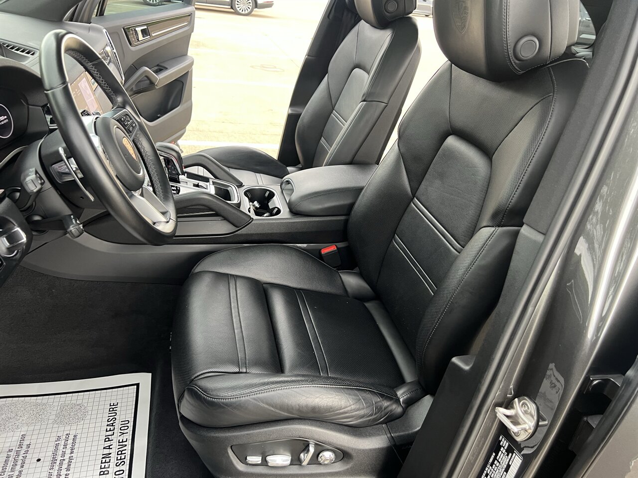 2020 Porsche Cayenne LEATHER PANO NAV HTD/COOL SEATS 20 " WHEELS REARCAM   - Photo 42 - Houston, TX 77031