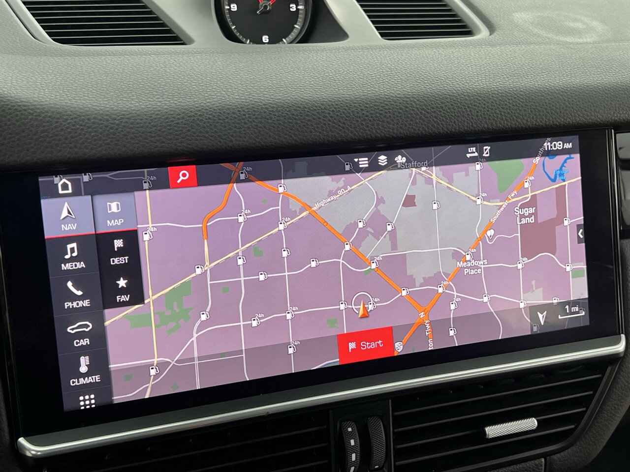 2020 Porsche Cayenne LEATHER PANO NAV HTD/COOL SEATS 20 " WHEELS REARCAM   - Photo 61 - Houston, TX 77031