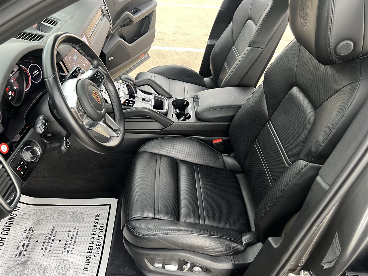 2020 Porsche Cayenne LEATHER PANO NAV HTD/COOL SEATS 20 " WHEELS REARCAM   - Photo 43 - Houston, TX 77031