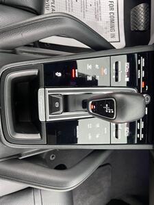 2020 Porsche Cayenne LEATHER PANO NAV HTD/COOL SEATS 20 " WHEELS REARCAM - Photo 58 - Houston, TX 77031