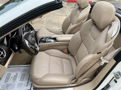 2014 Mercedes-Benz SL 550 CONV AMG STYLG PKG PANO VENT STS KEYLESS GO   - Photo 44 - Houston, TX 77031