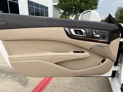 2014 Mercedes-Benz SL 550 CONV AMG STYLG PKG PANO VENT STS KEYLESS GO   - Photo 66 - Houston, TX 77031