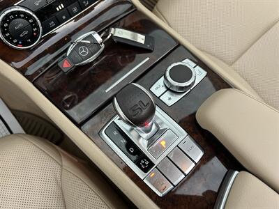 2014 Mercedes-Benz SL 550 CONV AMG STYLG PKG PANO VENT STS KEYLESS GO   - Photo 60 - Houston, TX 77031