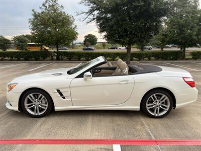 2014 Mercedes-Benz SL 550 CONV AMG STYLG PKG PANO VENT STS KEYLESS GO   - Photo 8 - Houston, TX 77031