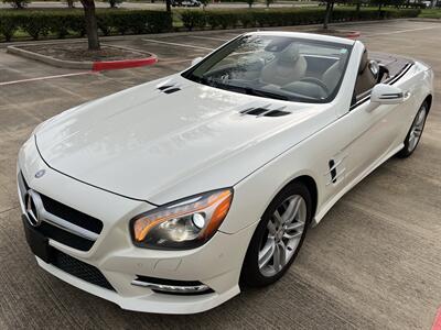 2014 Mercedes-Benz SL 550 CONV AMG STYLG PKG PANO VENT STS KEYLESS GO   - Photo 5 - Houston, TX 77031