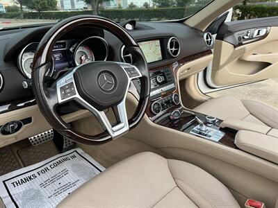 2014 Mercedes-Benz SL 550 CONV AMG STYLG PKG PANO VENT STS KEYLESS GO   - Photo 49 - Houston, TX 77031