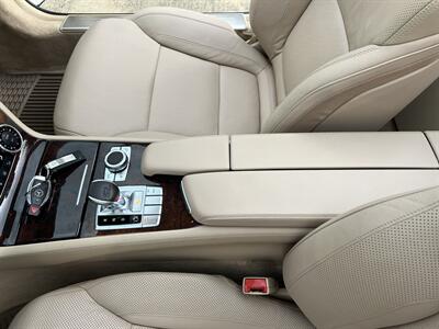 2014 Mercedes-Benz SL 550 CONV AMG STYLG PKG PANO VENT STS KEYLESS GO   - Photo 50 - Houston, TX 77031