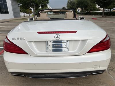 2014 Mercedes-Benz SL 550 CONV AMG STYLG PKG PANO VENT STS KEYLESS GO   - Photo 11 - Houston, TX 77031