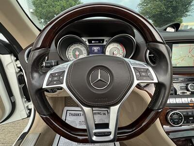 2014 Mercedes-Benz SL 550 CONV AMG STYLG PKG PANO VENT STS KEYLESS GO   - Photo 40 - Houston, TX 77031