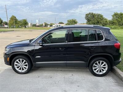2017 Volkswagen Tiguan 2.0T WOLFSBURG 4MOTION AWD LTHR PANO ONLY 68K MLS   - Photo 7 - Houston, TX 77031