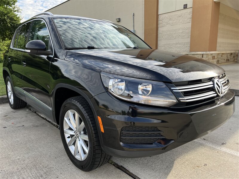 2017 Volkswagen Tiguan 2.0T WOLFSBURG 4MOTION AWD LTHR PANO ONLY 68K MLS  