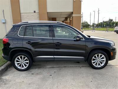 2017 Volkswagen Tiguan 2.0T WOLFSBURG 4MOTION AWD LTHR PANO ONLY 68K MLS   - Photo 13 - Houston, TX 77031