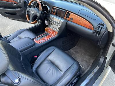 2002 Lexus SC 430 CONVERTIBLE LEATHER HEATED SEATS NAV 18 " WHLS   - Photo 30 - Houston, TX 77031