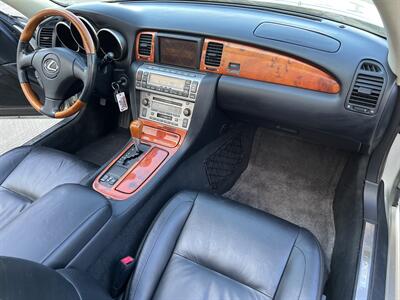 2002 Lexus SC 430 CONVERTIBLE LEATHER HEATED SEATS NAV 18 " WHLS   - Photo 33 - Houston, TX 77031