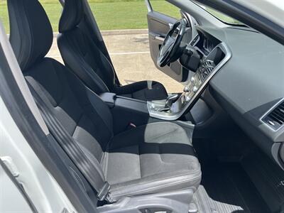 2016 Volvo XC60 T5 Drive-E NAV BLUETOOH SIRIUS ORIG MSRP $40055.00   - Photo 42 - Houston, TX 77031