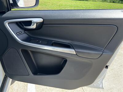 2016 Volvo XC60 T5 Drive-E NAV BLUETOOH SIRIUS ORIG MSRP $40055.00   - Photo 64 - Houston, TX 77031
