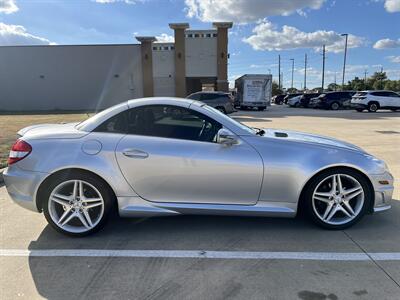 2009 Mercedes-Benz SLK 300 SPORT AMG STYLE PKG 18 " WHLS ONLY 83K MLS - Photo 13 - Houston, TX 77031