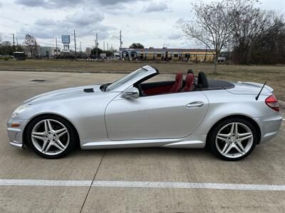 2009 Mercedes-Benz SLK SLK 300 SPORT AMG STYLE PKG 18 " WHLS ONLY 83K MLS - Photo 2 - Houston, TX 77031