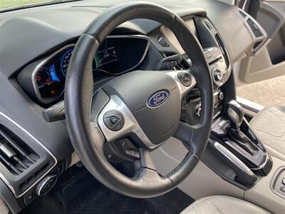 2013 Ford Focus ELECTRIC LEATHER HTD SEATS NAVI REARCAM 34K MILES   - Photo 51 - Houston, TX 77031