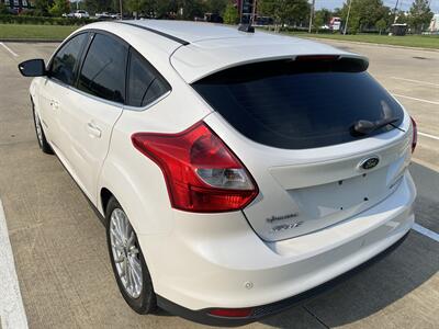 2013 Ford Focus ELECTRIC LEATHER HTD SEATS NAVI REARCAM 34K MILES   - Photo 10 - Houston, TX 77031