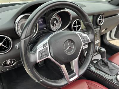 2015 Mercedes-Benz SLK 250 AMG STYLE PKG SPT SUSPENSION PANO 31K MLS   - Photo 56 - Houston, TX 77031