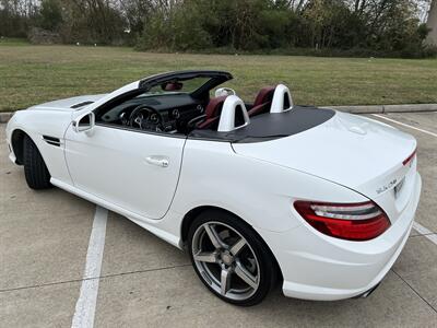 2015 Mercedes-Benz SLK 250 AMG STYLE PKG SPT SUSPENSION PANO 31K MLS   - Photo 30 - Houston, TX 77031