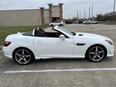 2015 Mercedes-Benz SLK 250 AMG STYLE PKG SPT SUSPENSION PANO 31K MLS   - Photo 20 - Houston, TX 77031