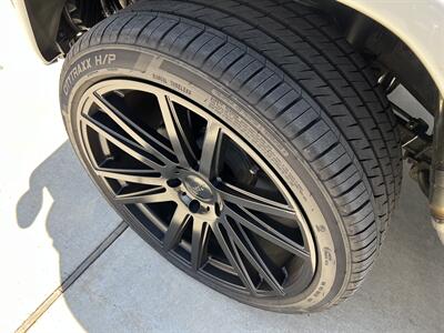 2016 Mercedes-Benz G 550 NAV REARCAM 22 " WHLS NEW TIRES ONLY 46K MLS   - Photo 18 - Houston, TX 77031