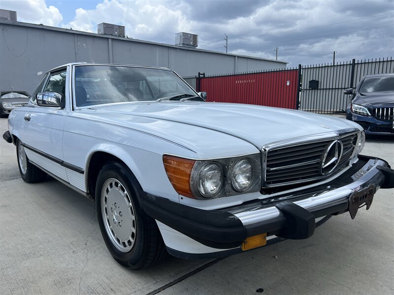 1987 Mercedes-Benz 560-Class 560 SL HIGHLY DESIRABLE COLLECTOR BENZ  
