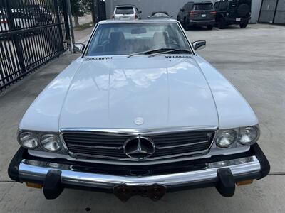 1987 Mercedes-Benz 560-Class 560 SL HIGHLY DESIRABLE COLLECTOR BENZ   - Photo 3 - Houston, TX 77031