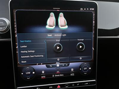 2021 Mercedes-Benz S 580 4MATIC PANO REARCAM VENT SEATS PARK ASSIST - Photo 52 - Houston, TX 77031